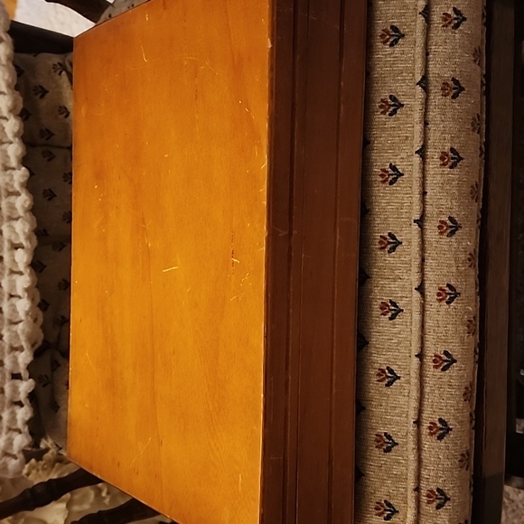 Original Vintage/Antique WM ROGERS SILVER SET WITH RED VELVET LINED BOX. - Picture 5 of 5